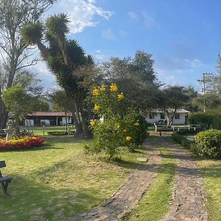 Luxury Finca El Ensueno, Casa Entera, Con Sauna, Jacuzzi, Bbq Y Caballos Tenjo Exterior photo