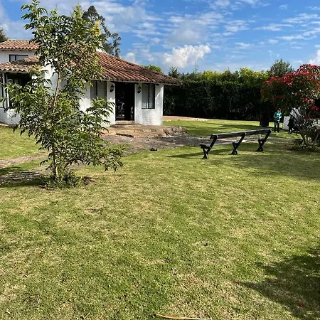 Luxury Finca El Ensueno, Casa Entera, Con Sauna, Jacuzzi, Bbq Y Caballos Tenjo Exterior photo