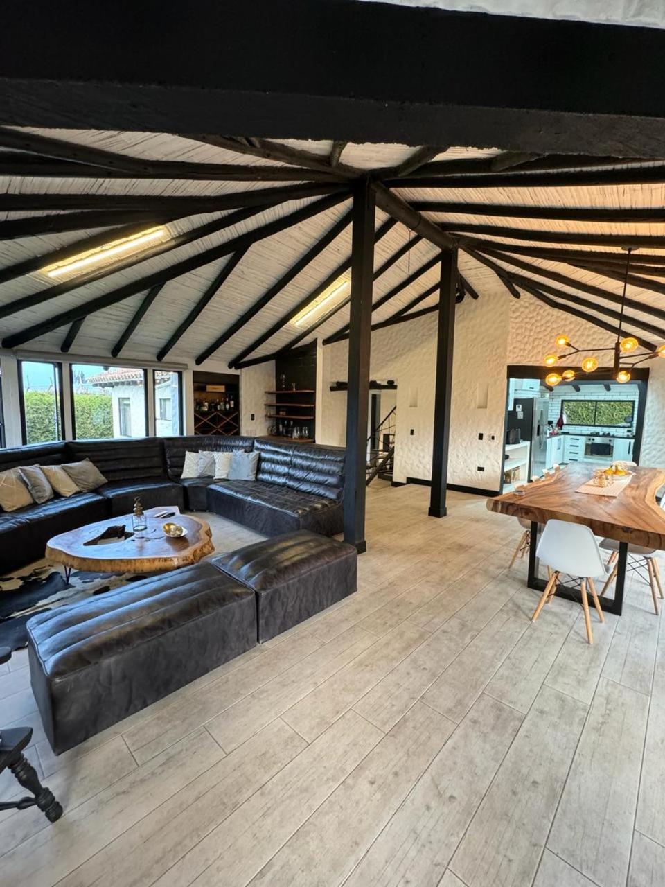 Luxury El Ensueno, Casa Entera, Con Sauna, Jacuzzi, Bbq Y Caballos